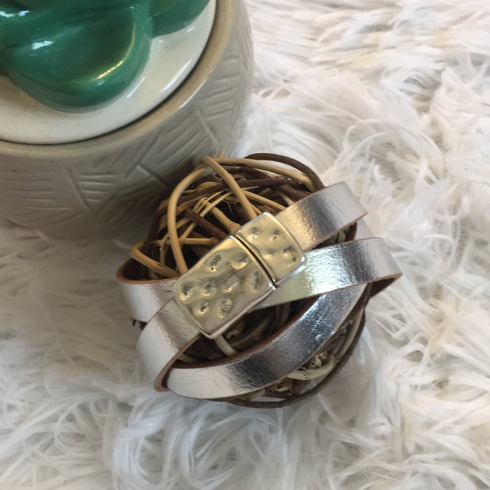🩶5/$30 Silver Leather Wrap Bracelet with Silver Clasp from Local Artist